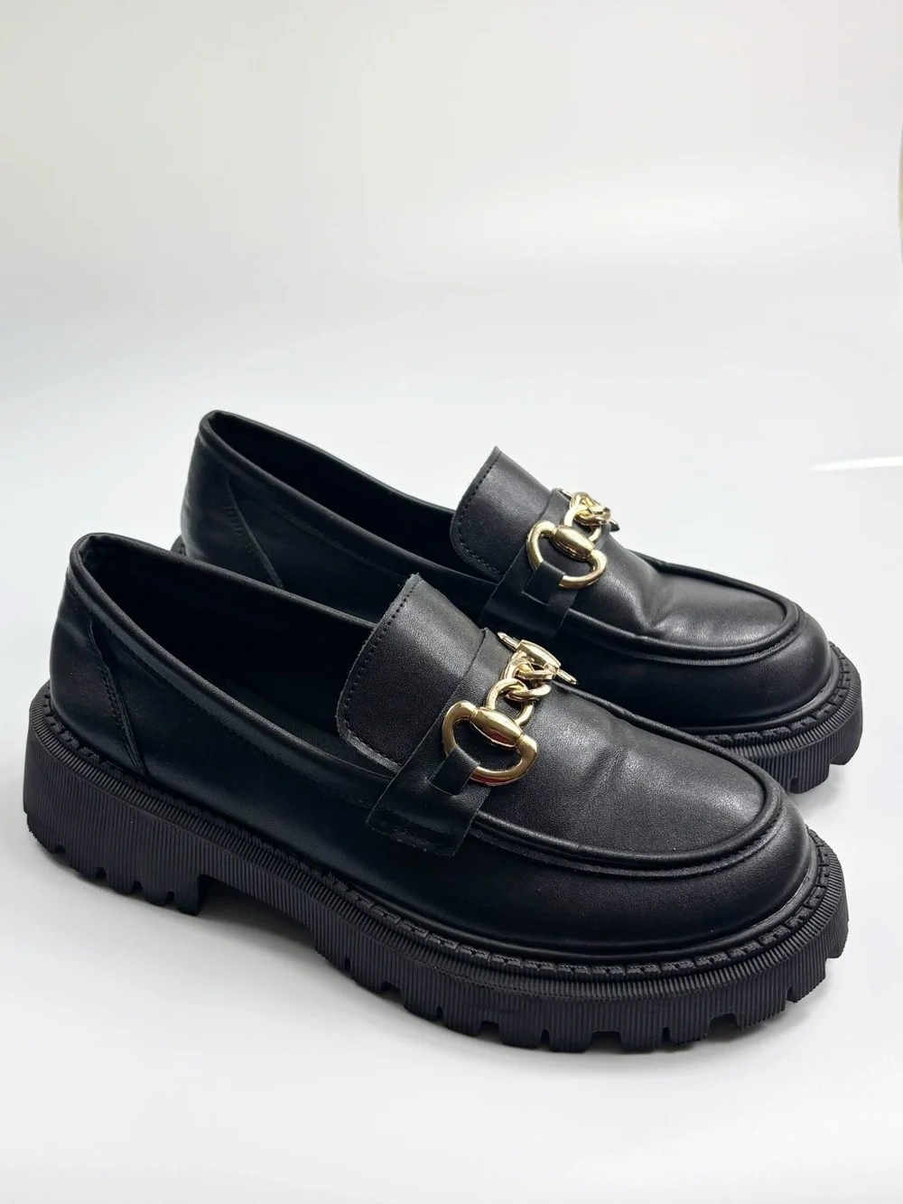 Chunky Black Faux Leather Loafers Flats Gold Metal Buckle US 9 EU 40